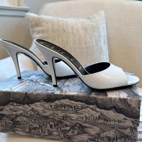 Gucci patent scarlet mule sz 6.5 color White (Authentic) - Picture 3 of 10